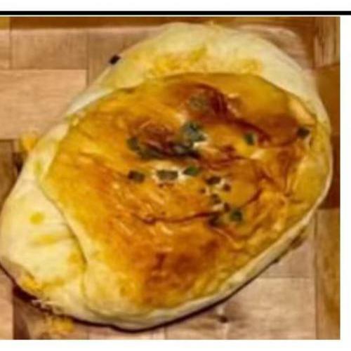 新鲜 咸蛋黄肉松包 1 个